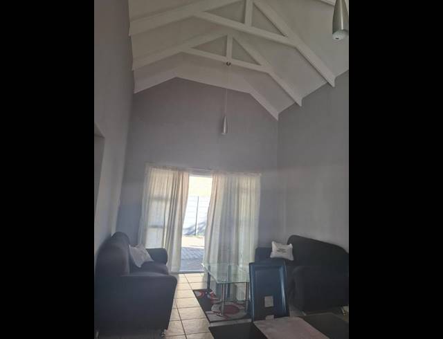 2 BEDROOM PROPERTY TO RENT IN VIKING VILLAGE